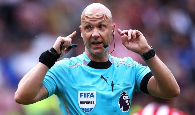 世界杯安装教程-英超第22轮裁判：安东尼-泰勒执法曼市德比，鲍森担任VAR