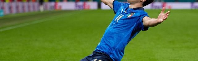 世界杯官网入口-从斑马尖刀到蓝衣主角 小基耶萨以父之名续写传奇