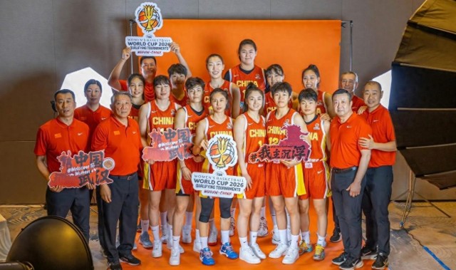 世界杯官网入口-一场10分险胜：中国女篮今夜击败捷克队！王思雨14分，韩旭12分