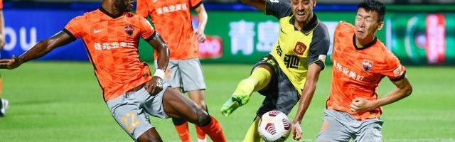 世界杯安装教程-中超赛场首次击败广州队 卡洛斯：郜林是深足典范