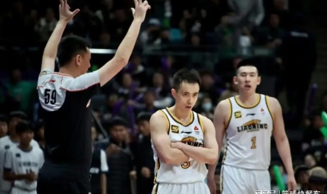 世界杯直播app安装-辽篮三连败被打崩溃？赵继伟赛后拒绝与山东握手：输球又败人品？