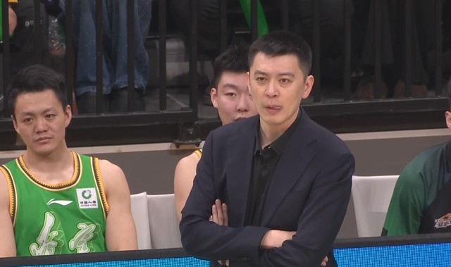 世界杯官网入口-辽宁队官宣：杨鸣返回沈阳，身体不适辞职 助教代理主教练之职