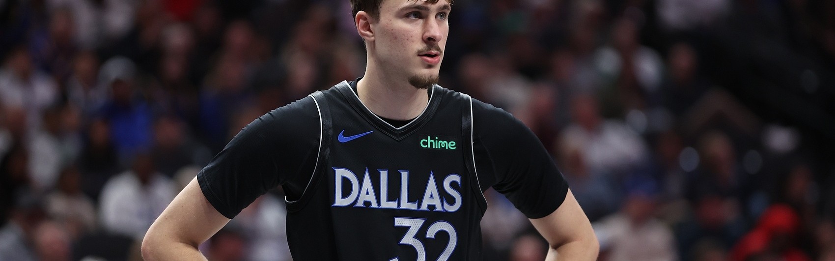 世界杯手机直播-加福德：弗拉格带着股狠劲 他以身作则 在场边也能让队友保持专注